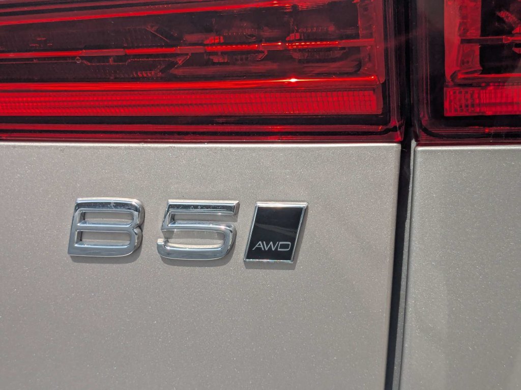 Certified 2024 Volvo XC60 B5 Core AWD/4WD image 15