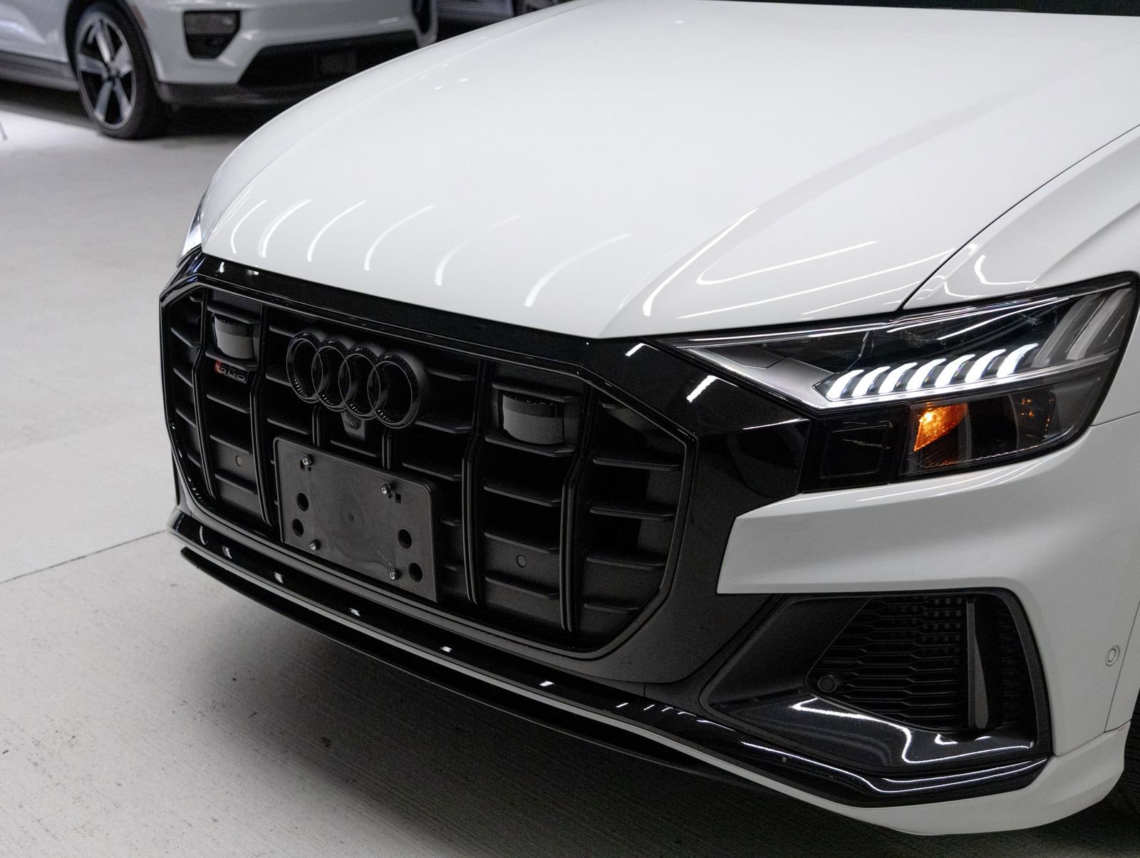 Used 2023 Audi SQ8 Prestige w/ Prestige Package AWD/4WD image 33