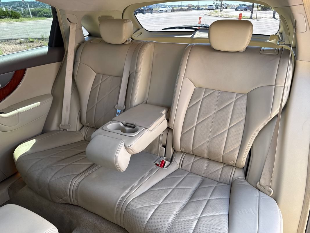 Used 2009 INFINITI FX35 AWD w/ Technology Pkg image 15