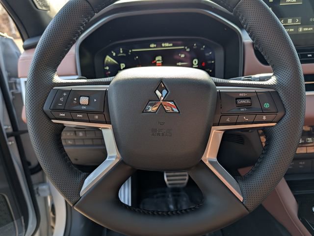 New 2026 Mitsubishi Outlander SEL image 8