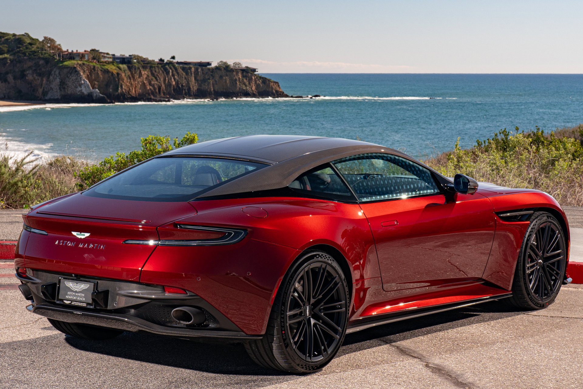 Used 2024 Aston Martin DB12 Coupe image 3