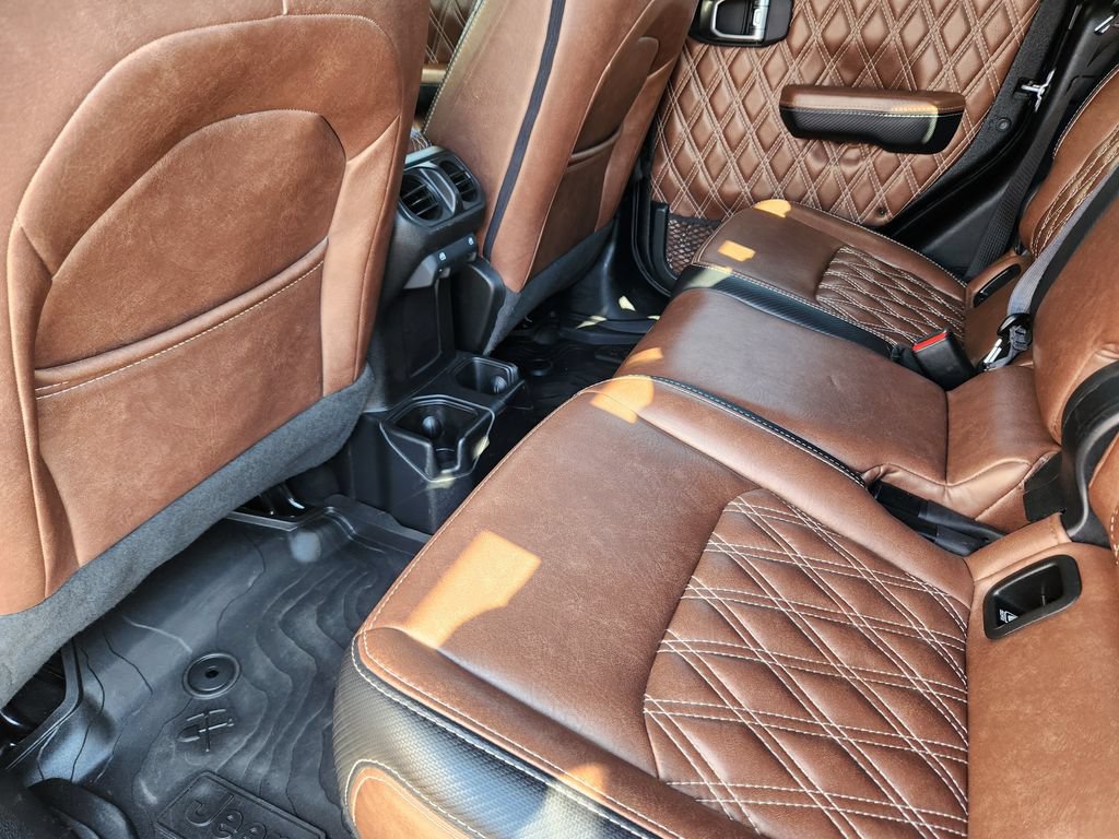 Used 2021 Jeep Gladiator Sport AWD/4WD image 9