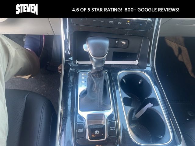 Used 2024 Kia Carnival EX image 14