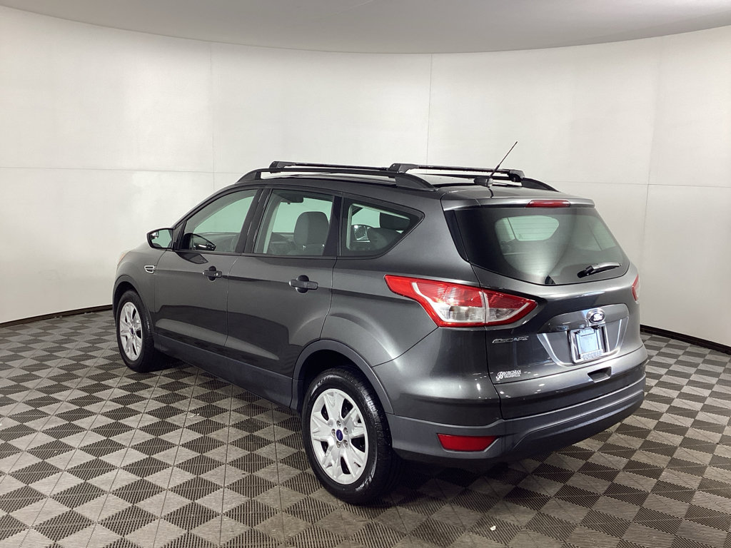 Used 2016 Ford Escape S FWD image 4
