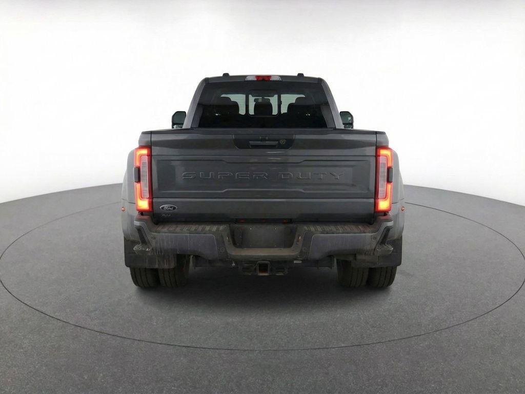 Used 2025 Ford F450 Platinum w/ FX4 Off-Road Package AWD/4WD image 6