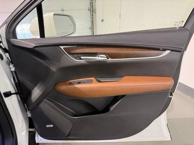 Certified 2020 Cadillac XT5 Premium Luxury w/ LPO, Floor Liner Package FWD image 28