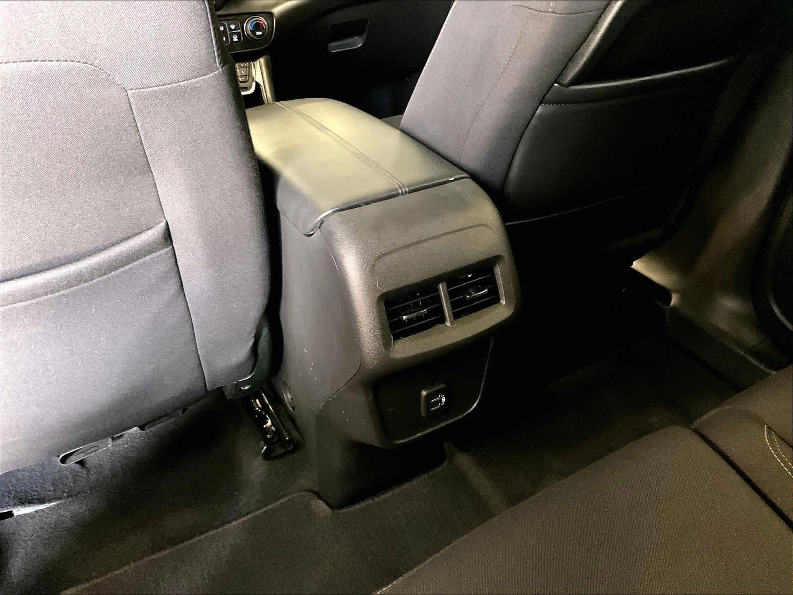 Used 2021 GMC Terrain SLE w/ Driver Convenience Package AWD/4WD image 29