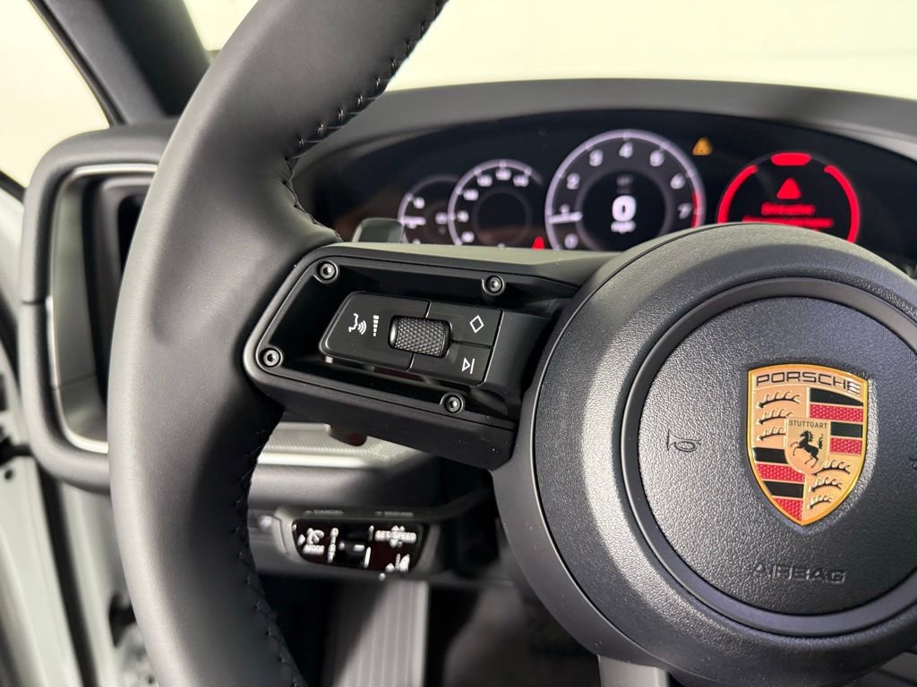 New 2026 Porsche Cayenne Coupe image 37