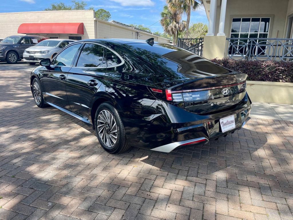 Used 2025 Hyundai Sonata SEL image 3