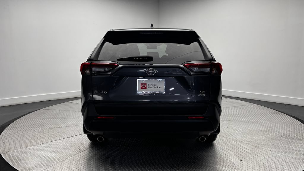 Used 2023 Toyota RAV4 LE AWD/4WD image 34