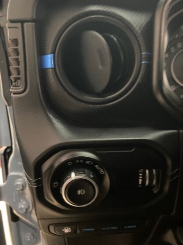 Used 2024 Jeep Wrangler Unlimited Rubicon 4xe AWD/4WD image 21