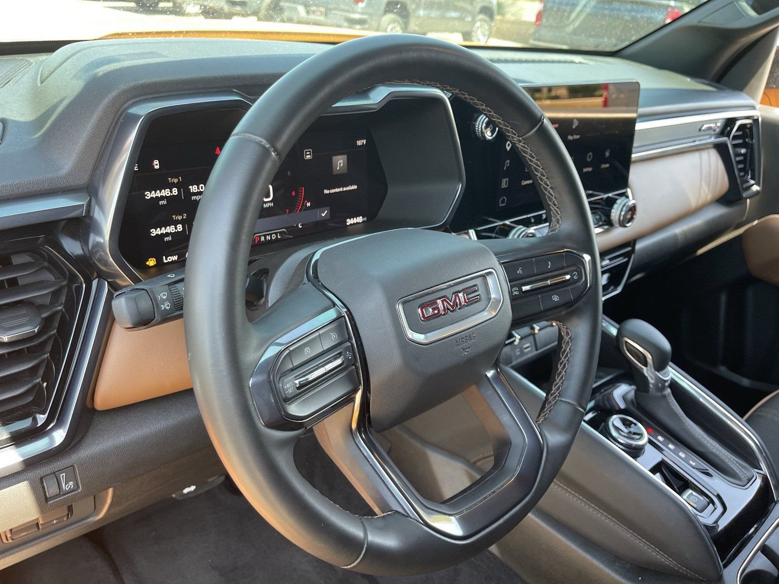 Certified 2025 GMC Canyon AT4 AWD/4WD image 24