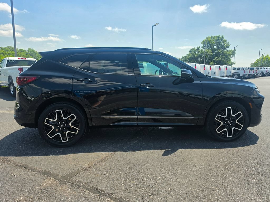 Used 2024 Chevrolet Blazer RS w/ Driver Confidence II Package AWD/4WD image 9