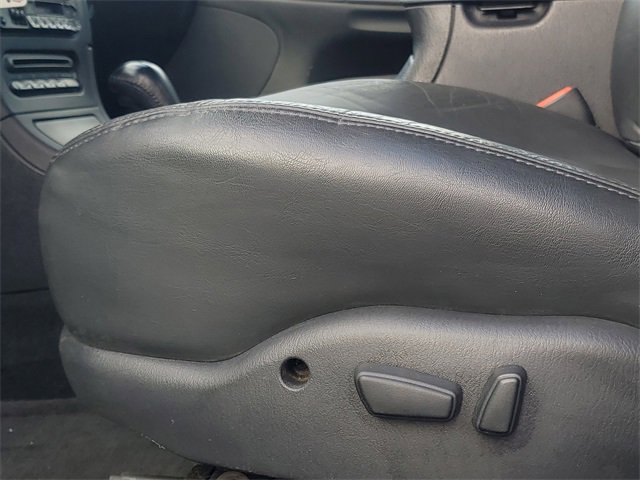 Used 2002 Dodge Intrepid ES image 15