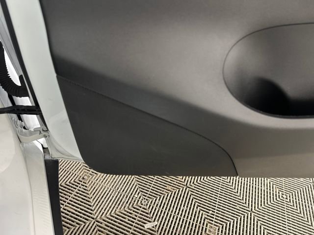 Used 2021 Tesla Model Y 2WD image 28