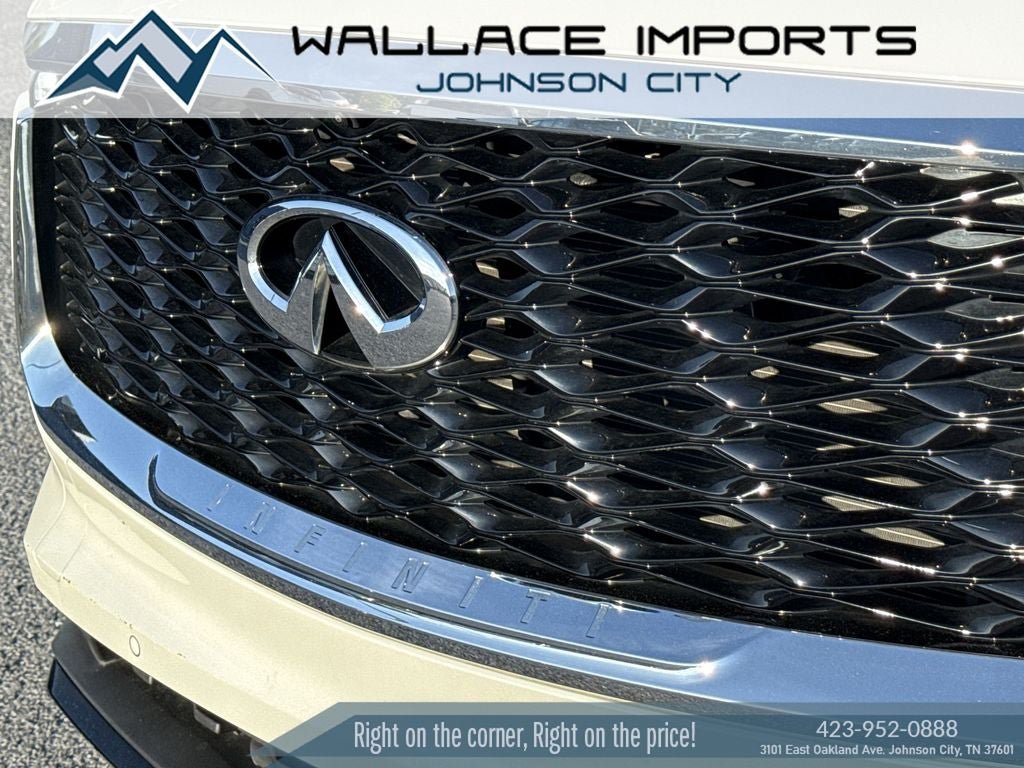 Used 2023 INFINITI QX60 Luxe w/ Cargo Package FWD image 11