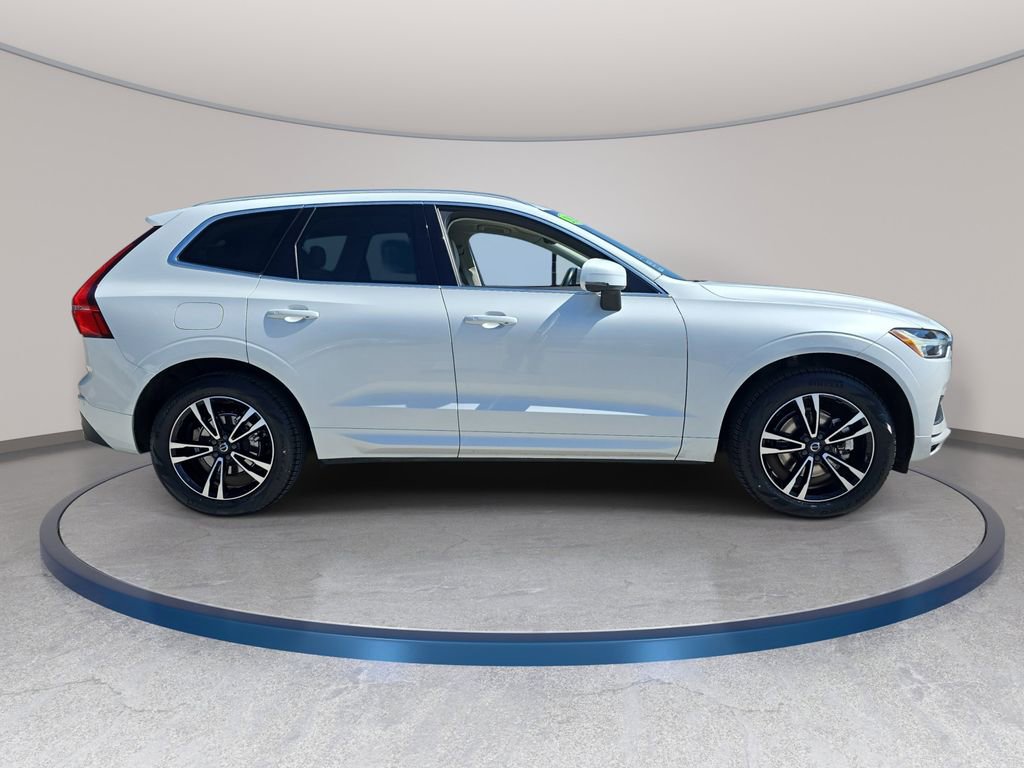Used 2020 Volvo XC60 T5 Momentum FWD image 5