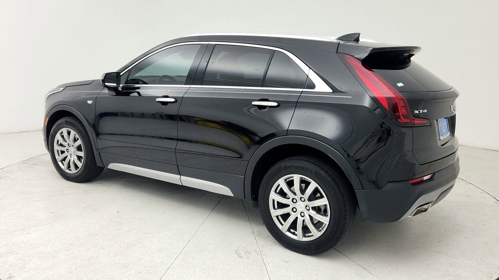 Certified 2023 Cadillac XT4 Premium Luxury w/ Cold Weather Package image 6
