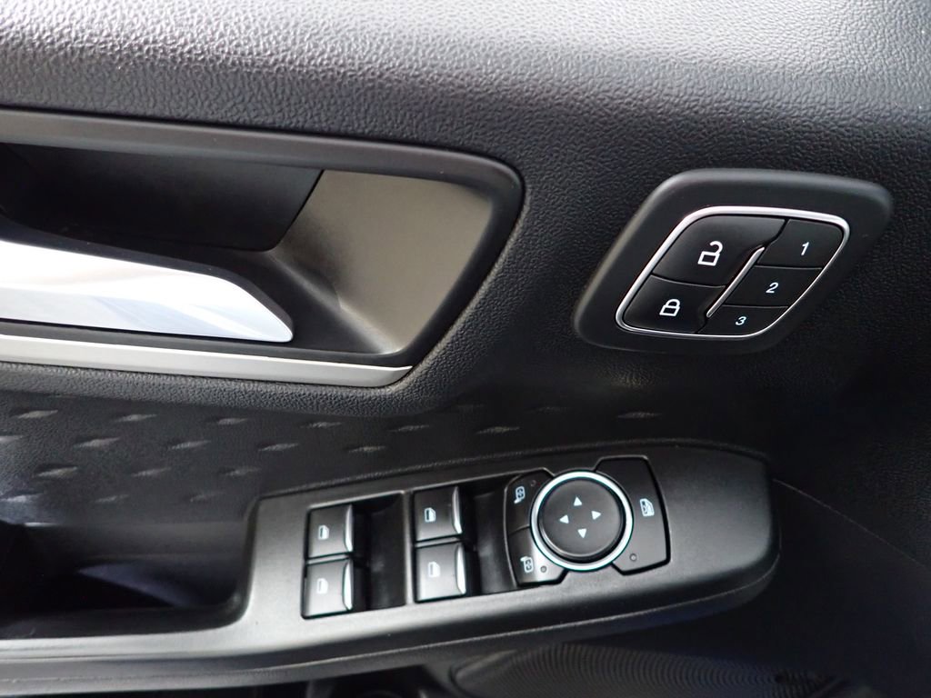 Used 2020 Ford Escape SEL AWD/4WD image 23