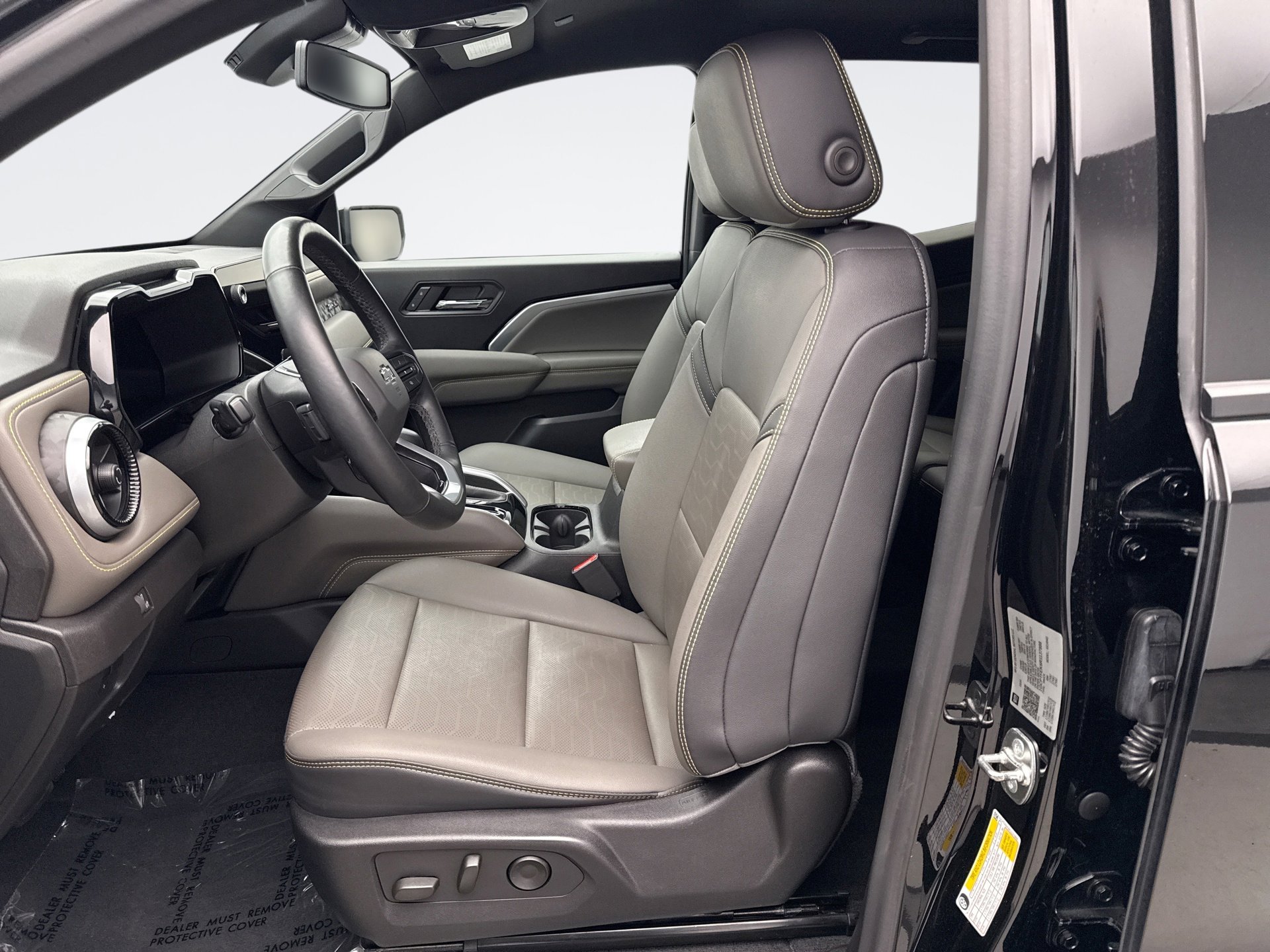 Used 2024 Chevrolet Colorado ZR2 w/ ZR2 Convenience Package III image 11