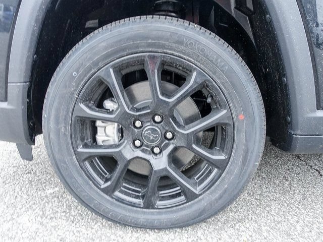 New 2026 Jeep Compass Latitude AWD/4WD image 24