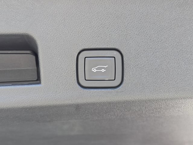 New 2026 Chevrolet Traverse LT w/ Enhanced Driving Package FWD image 12