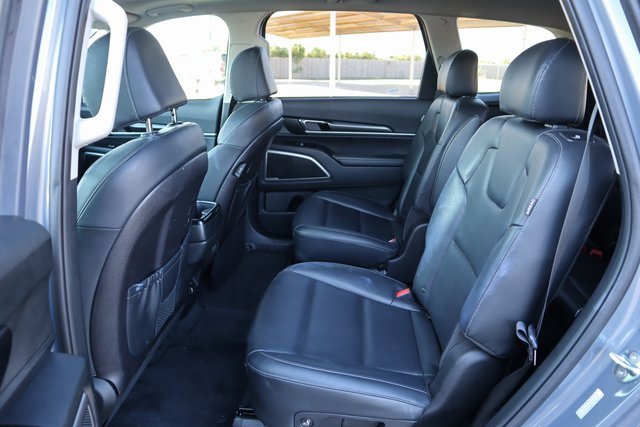 Used 2025 Kia Telluride S image 28