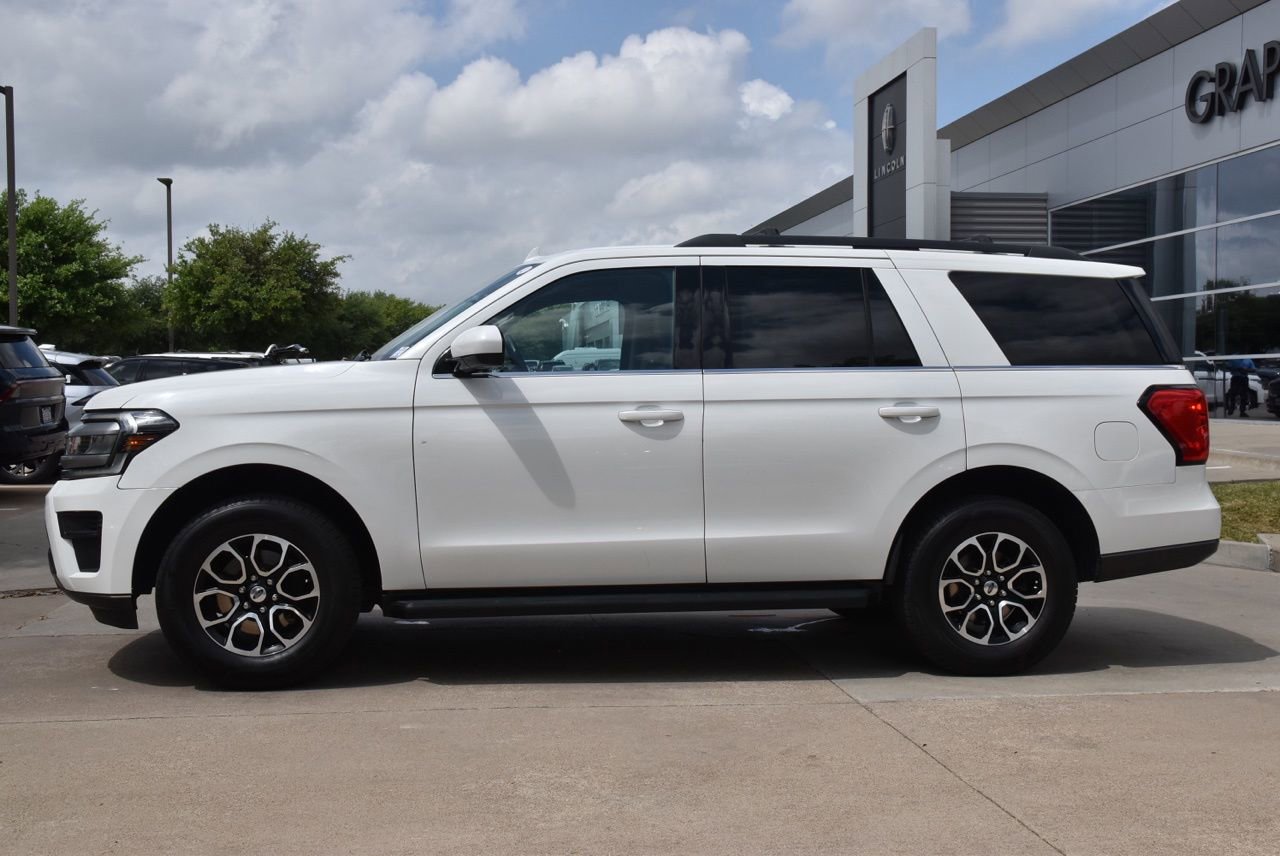 Certified 2022 Ford Expedition XLT RWD image 12