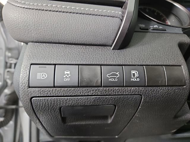 Used 2024 Toyota Camry SE image 26