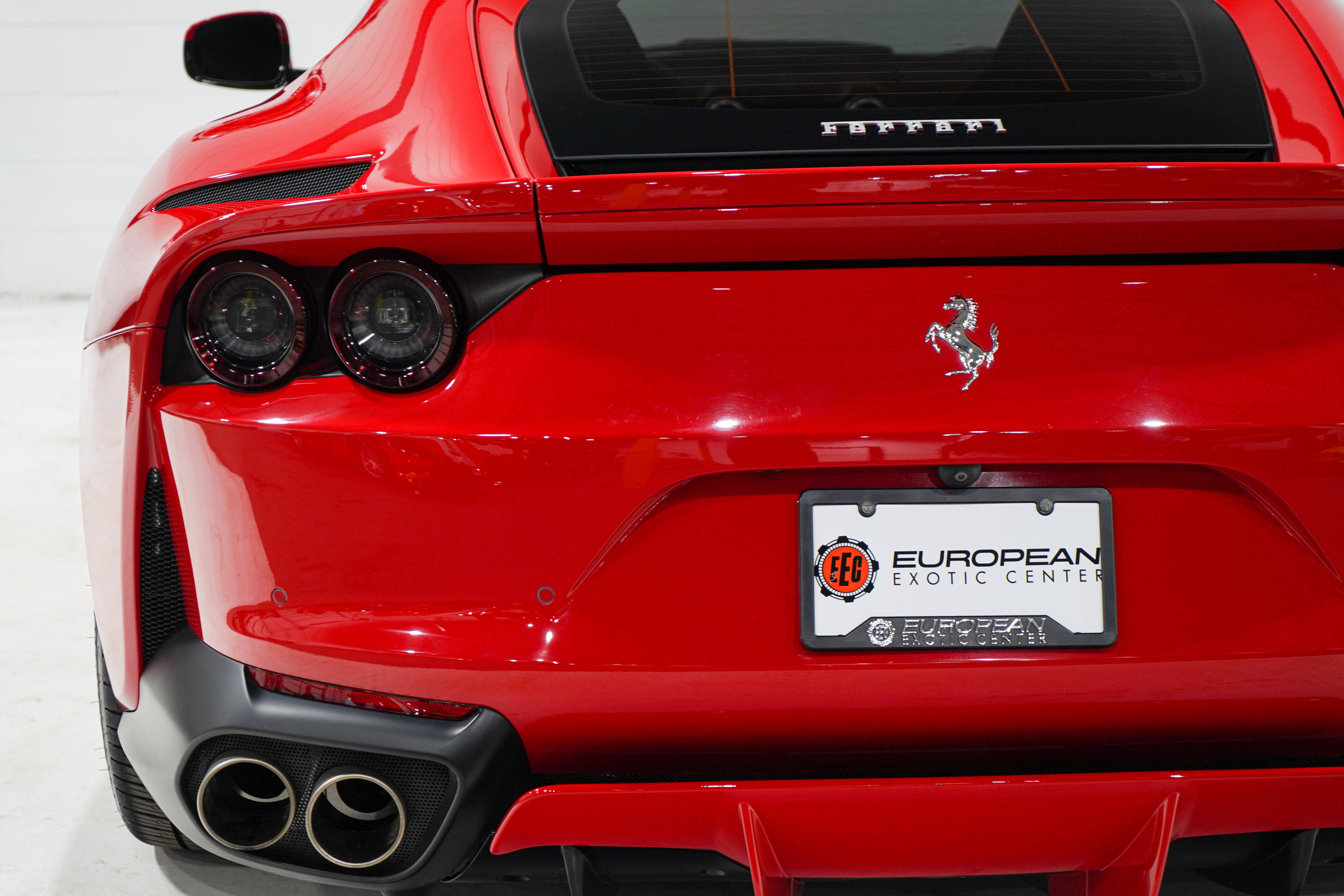 Used 2019 Ferrari 812 Superfast RWD image 22