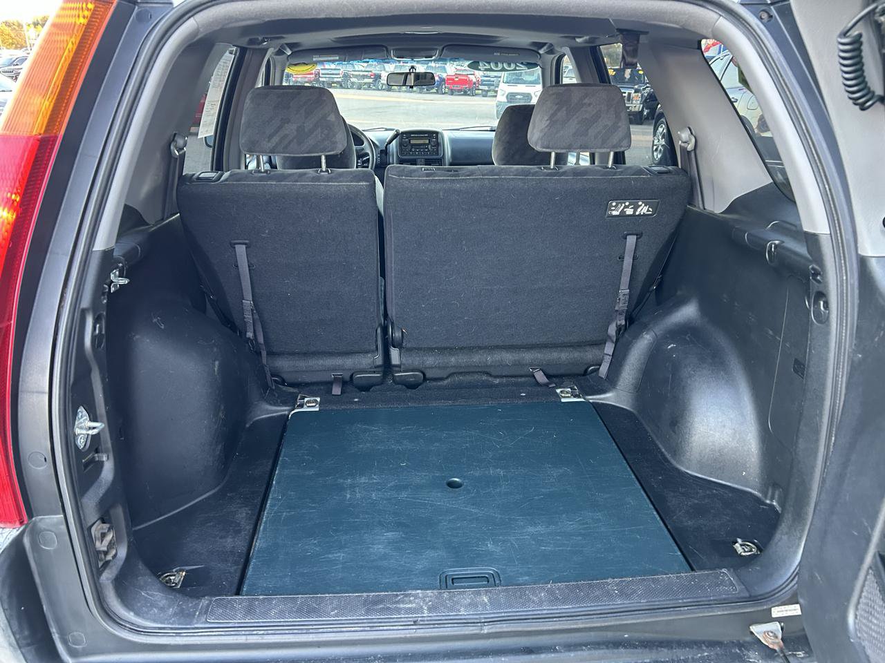 Used 2004 Honda CR-V EX image 17