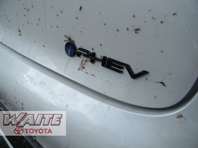New 2026 Toyota Prius Plug-In Hybrid FWD image 7