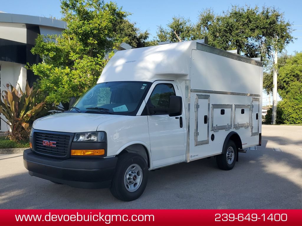 New 2026 GMC Savana 3500 w/ Power Convenience Package