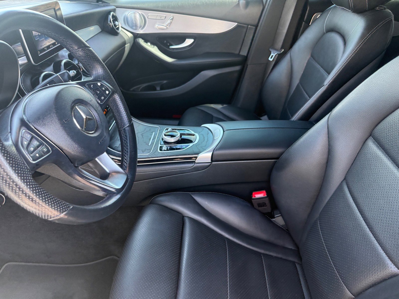 Used 2019 Mercedes-Benz GLC 300 image 12