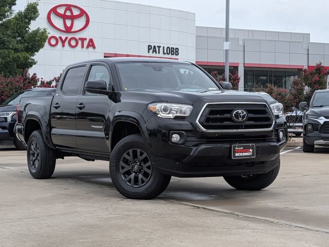 Used 2023 Toyota Tacoma SR5 AWD/4WD image 2