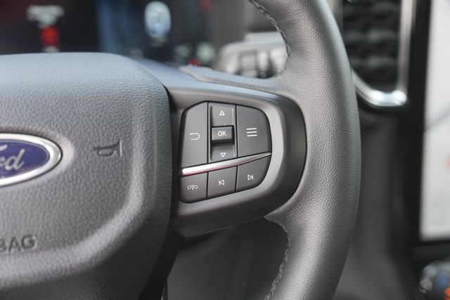 Used 2025 Ford Ranger Lariat w/ FX4 Off-Road Package image 23