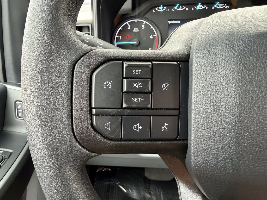 New 2026 Ford F250 XLT w/ FX4 Off-Road Package AWD/4WD image 24