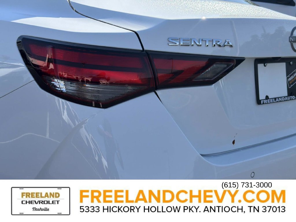 Used 2024 Nissan Sentra SV FWD image 11