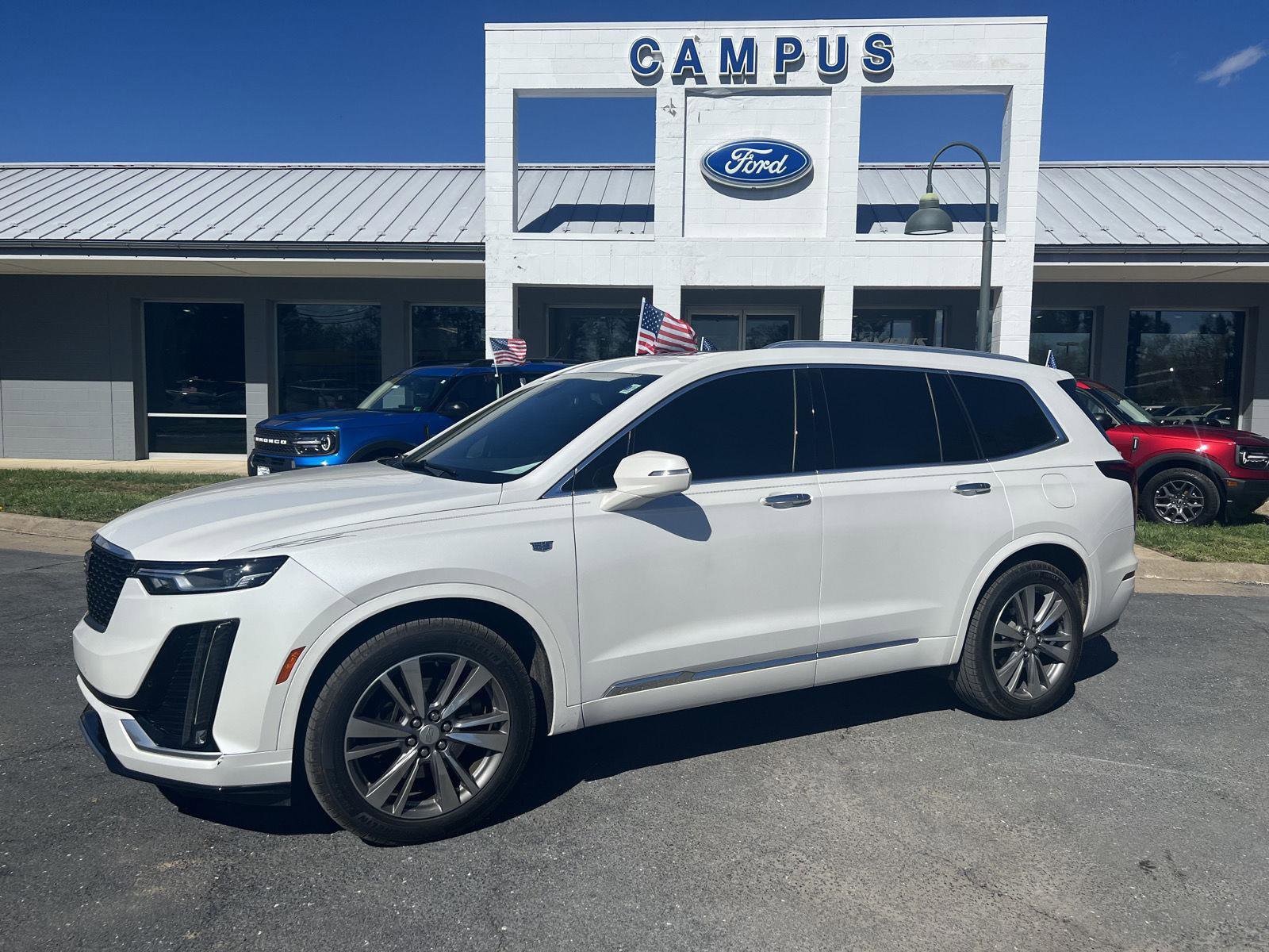 Used 2020 Cadillac XT6 Premium Luxury image 2