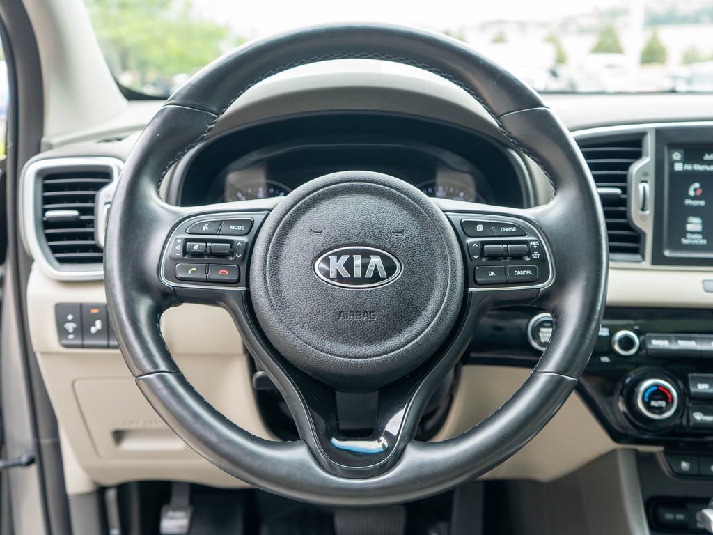 Used 2018 Kia Sportage EX w/ EX Technology Package AWD/4WD image 16
