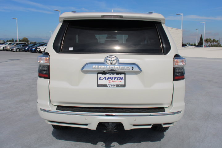 Used 2017 Toyota 4Runner Limited image 4