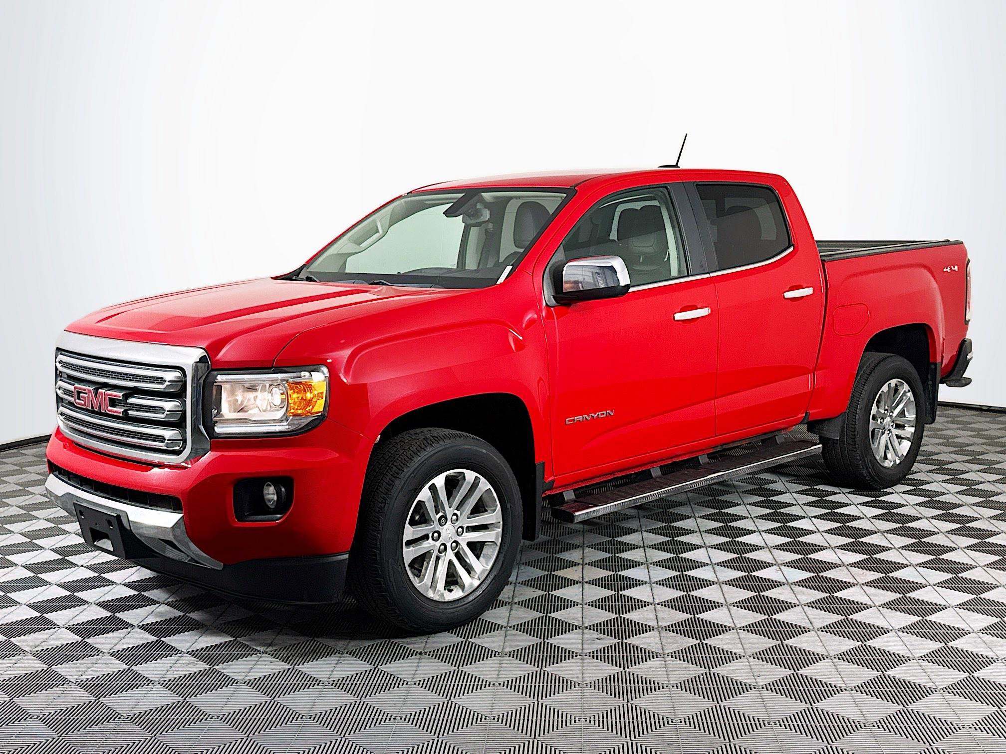Used 2018 GMC Canyon SLT image 4