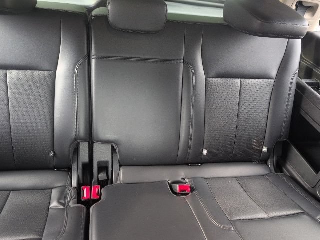 Used 2024 Ford Expedition XLT AWD/4WD image 14