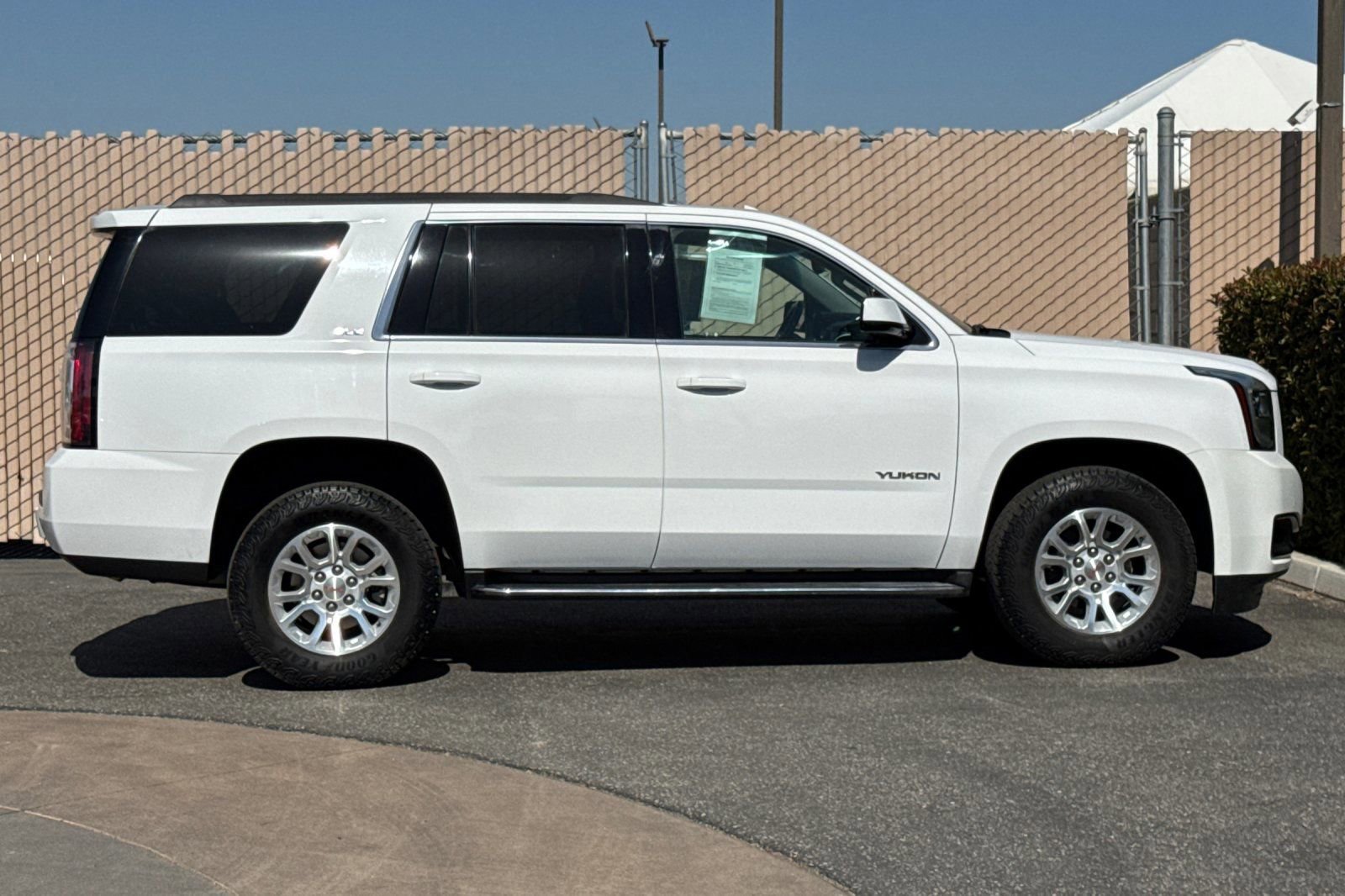 Certified 2020 GMC Yukon SLE RWD image 3