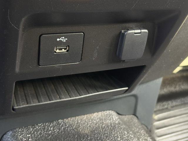 Certified 2022 Ford F350 XL w/ Power Equipment Group image 21