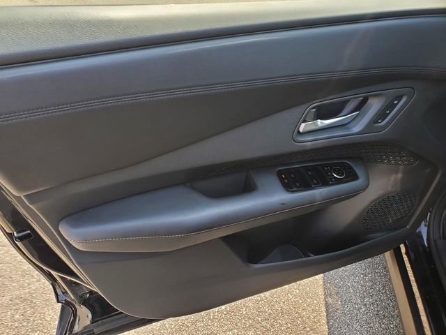 Certified 2023 Nissan Ariya FWD image 16