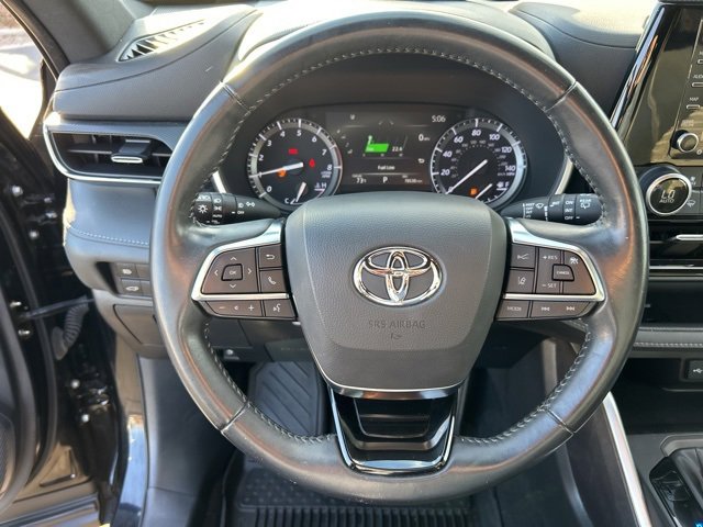 Used 2021 Toyota Highlander XSE image 20