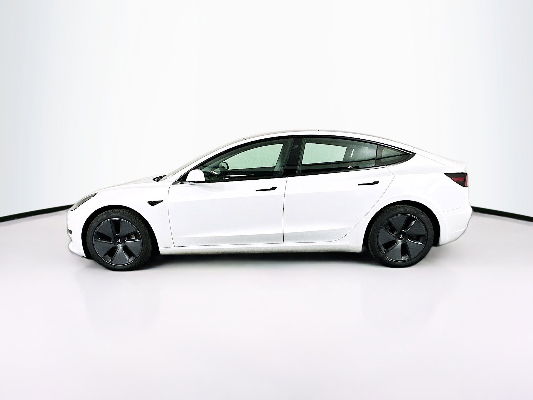 Used 2021 Tesla Model 3 Long Range AWD/4WD image 4