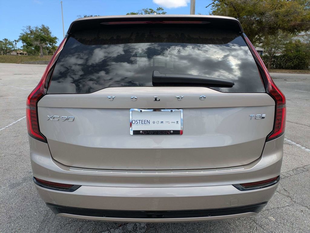 New 2026 Volvo XC90 T8 Ultra w/ Protection Package Premier AWD/4WD image 5