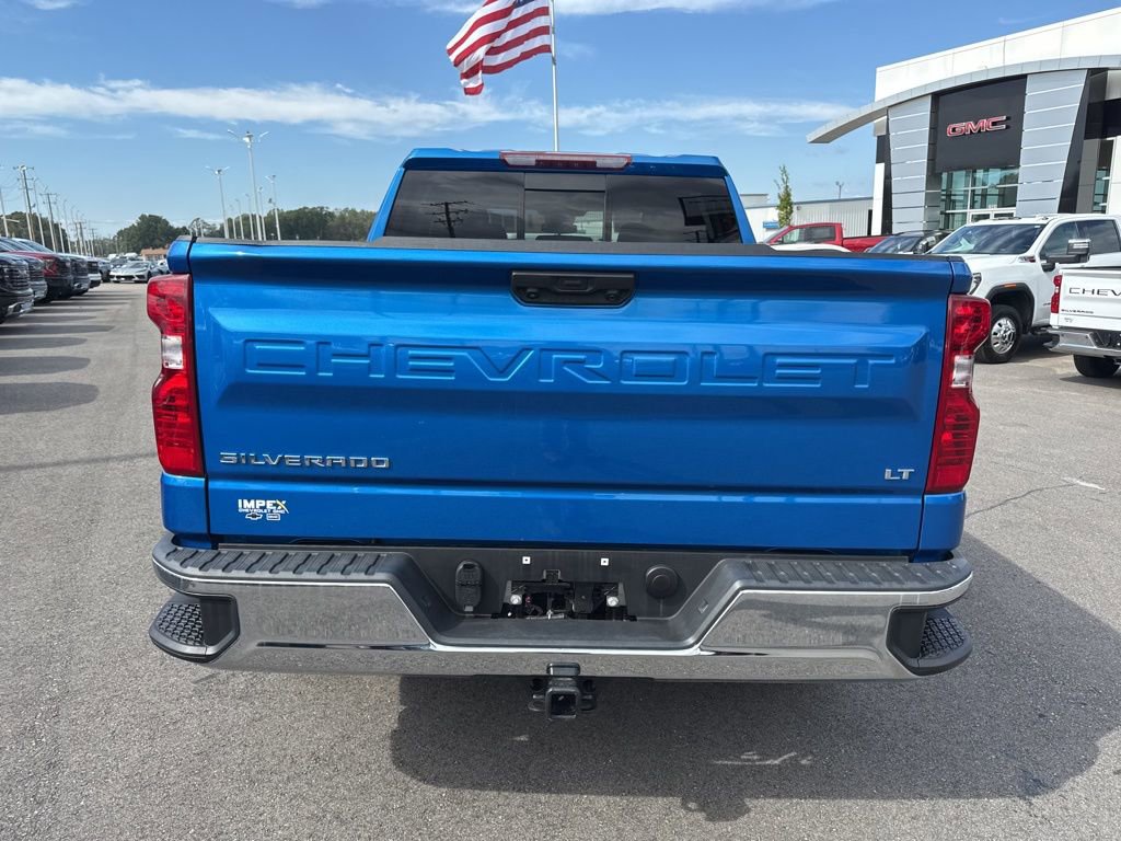 Used 2023 Chevrolet Silverado 1500 LT w/ Leather Package image 4